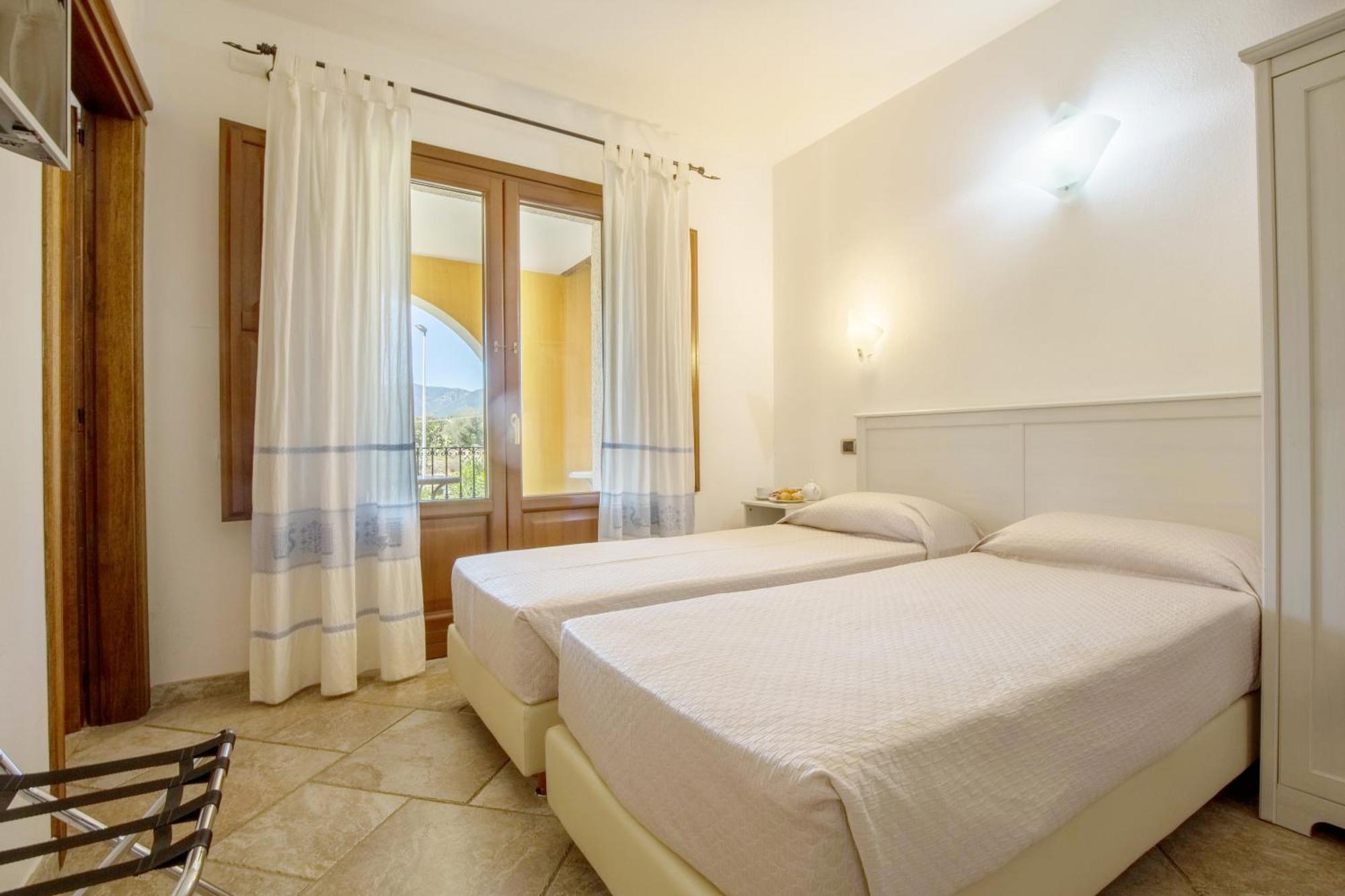 Hotel Sa Suergia Villasimius Exterior foto