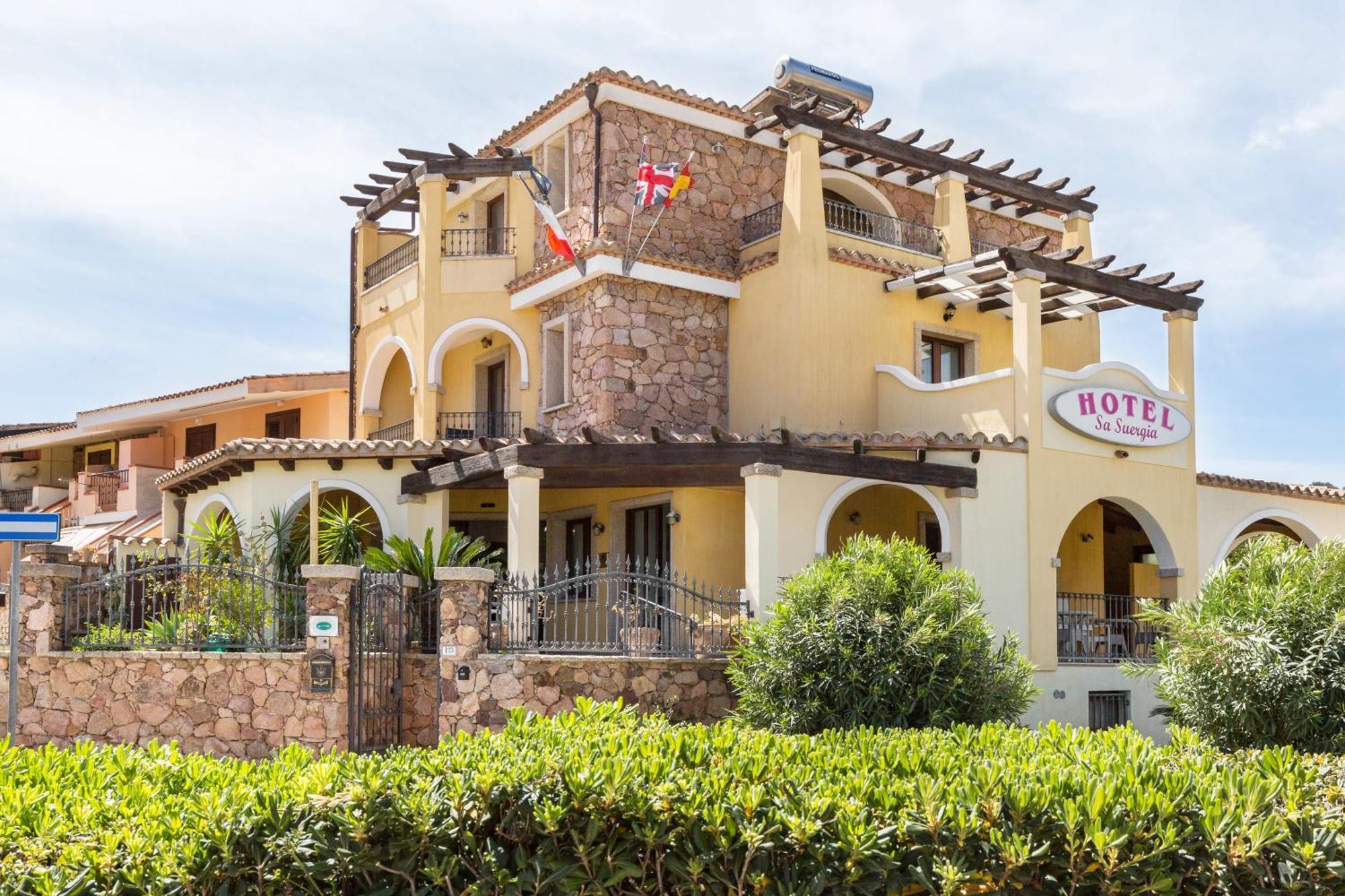 Hotel Sa Suergia Villasimius Exterior foto